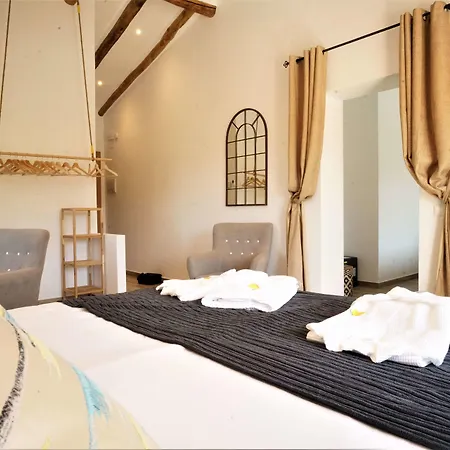 El Amparo Bed & Breakfast