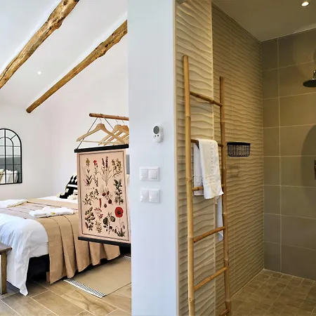 Bed & Breakfast El Amparo 4*