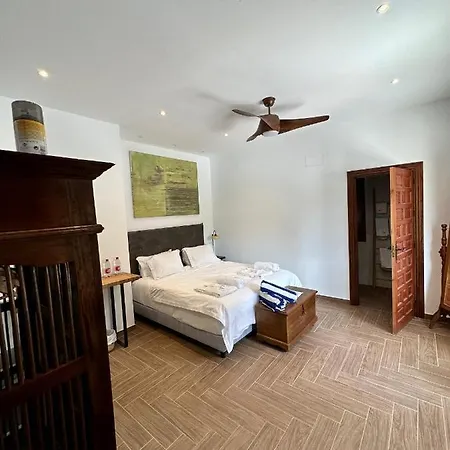 El Amparo Bed and breakfast